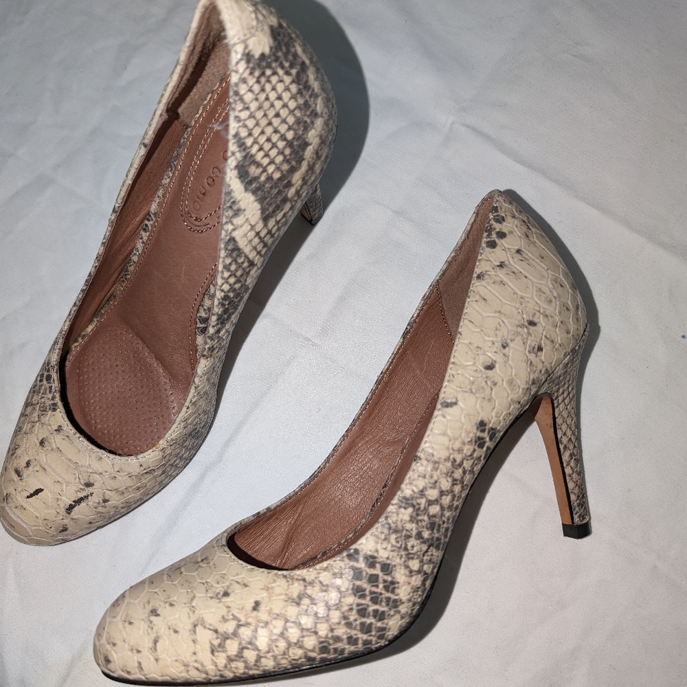 Corso como snake print heels size 7